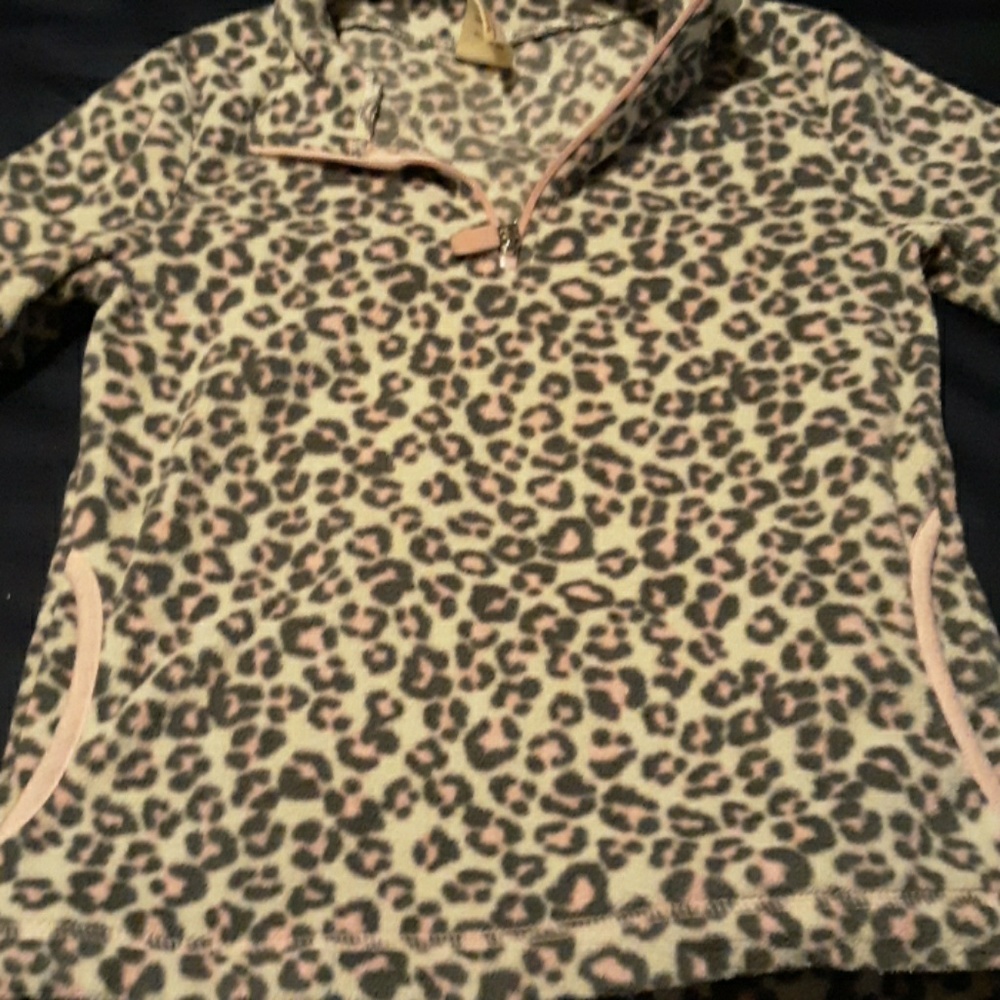 🐆Girls pullover top🐆